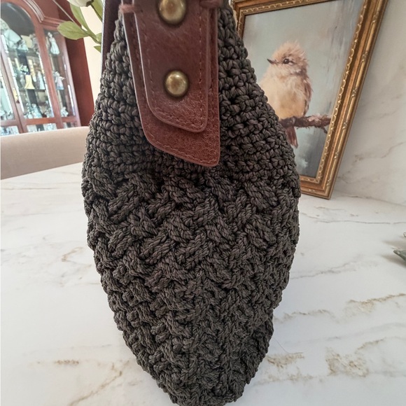The Sak army green Crochet hobo style bucket Bag - Picture 3 of 11